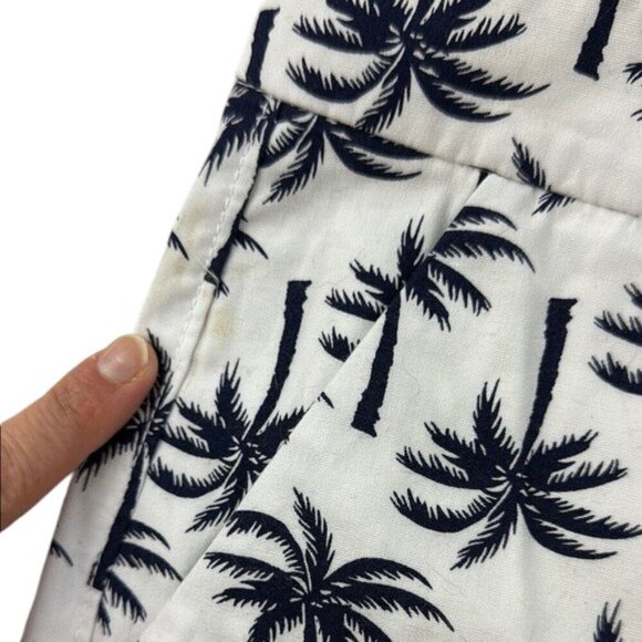 Old Navy Shorts Cotton White & Navy Palm Tree Women's Size 16 - Picture 5 of 9